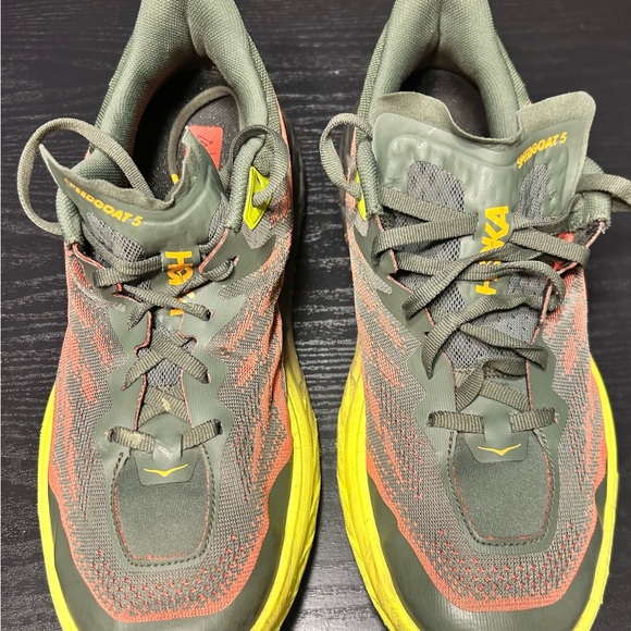 Hoka One One Speedgoat 5 size 10.5 - Picture 2 of 7